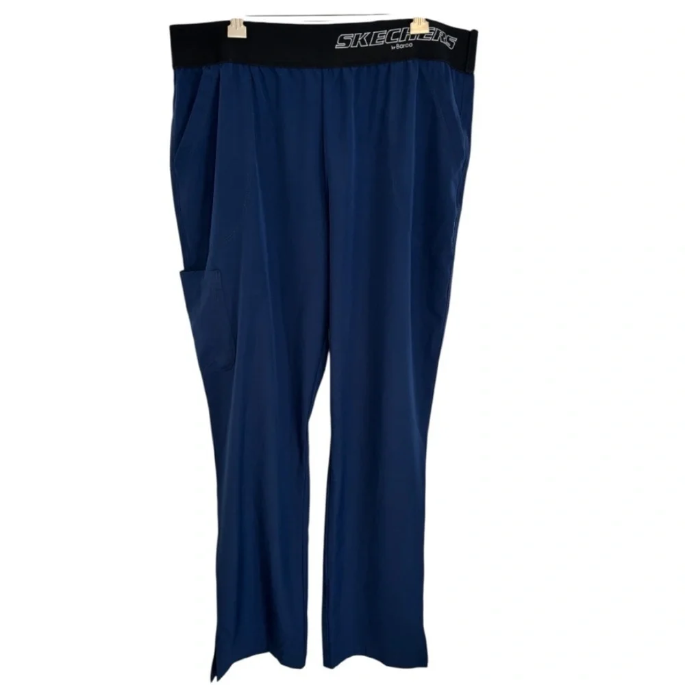 Skechers Men's Navy Blue Joggers - Picture 6 of 8